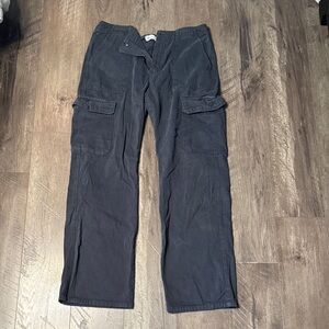 Zara Women’s Gray Cargo Pants